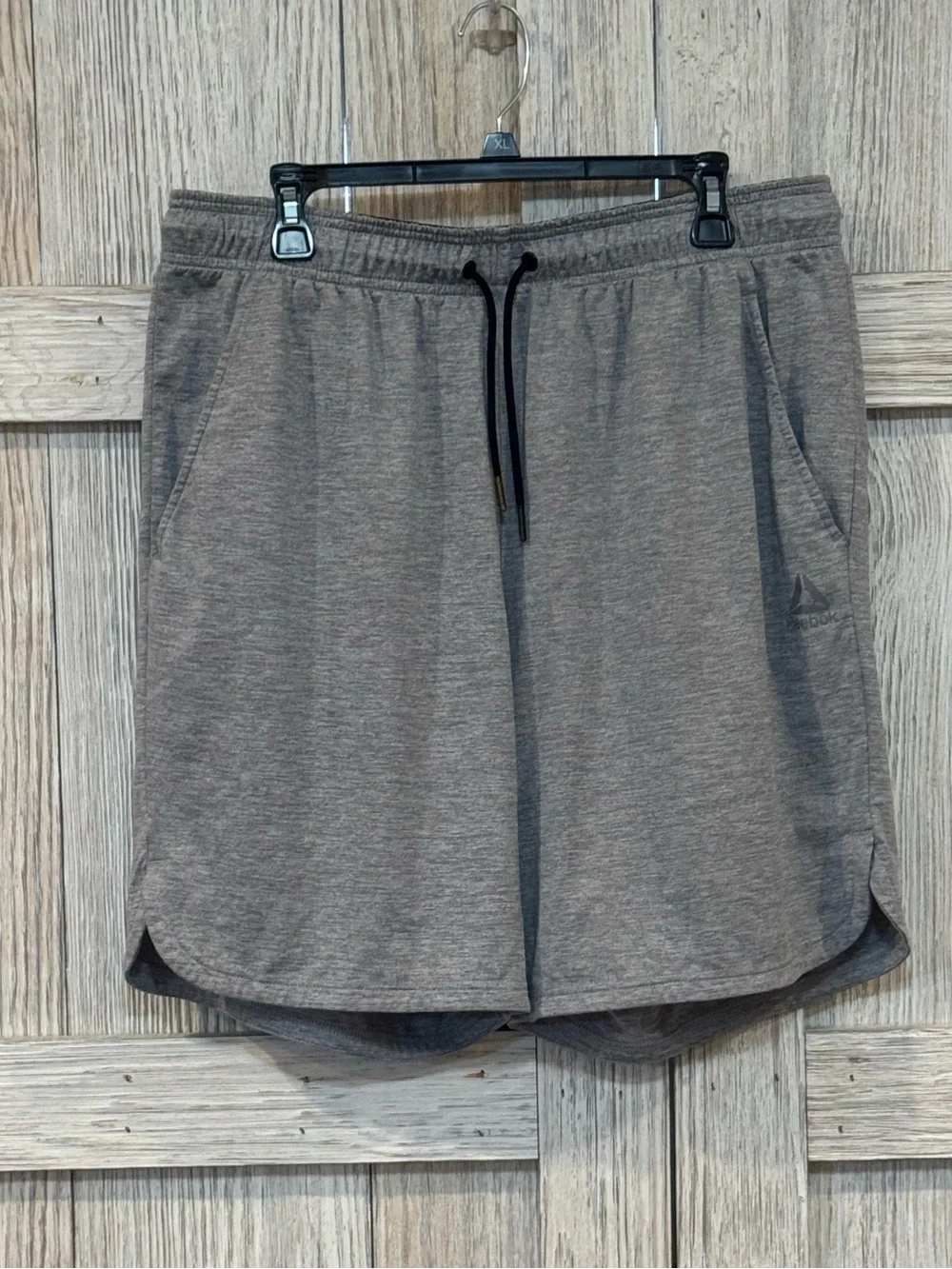 Reebok Men's Heather Gray Athletic Shorts with Black Drawstring Sz XL